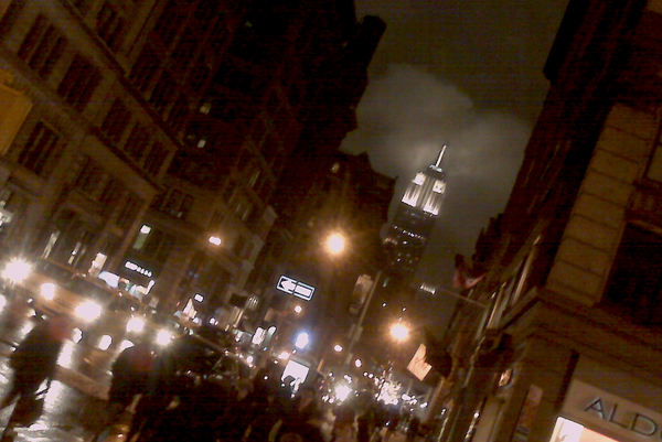 Empire State cloud, NYC