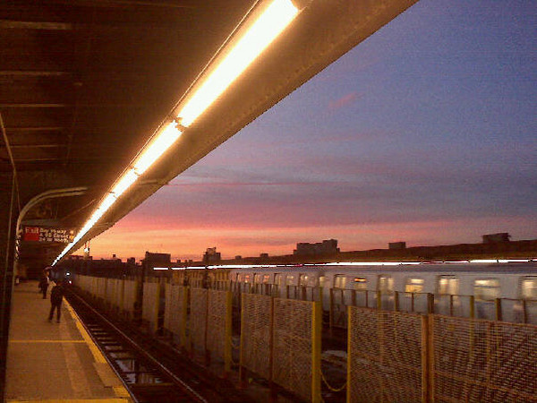 F train, 4th Avenue and 9th Street